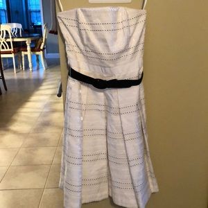 Beautiful WHBM dress